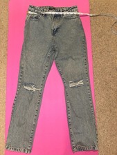 Boohoo Petite UK Size 8 Straight Leg Jeans With Ripped Knee Detail