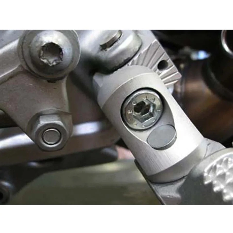 Motorcycle Adjustable Footrest Adapter Kits For BMW F800ST F800GT F800R F800S Foto 4 de 4