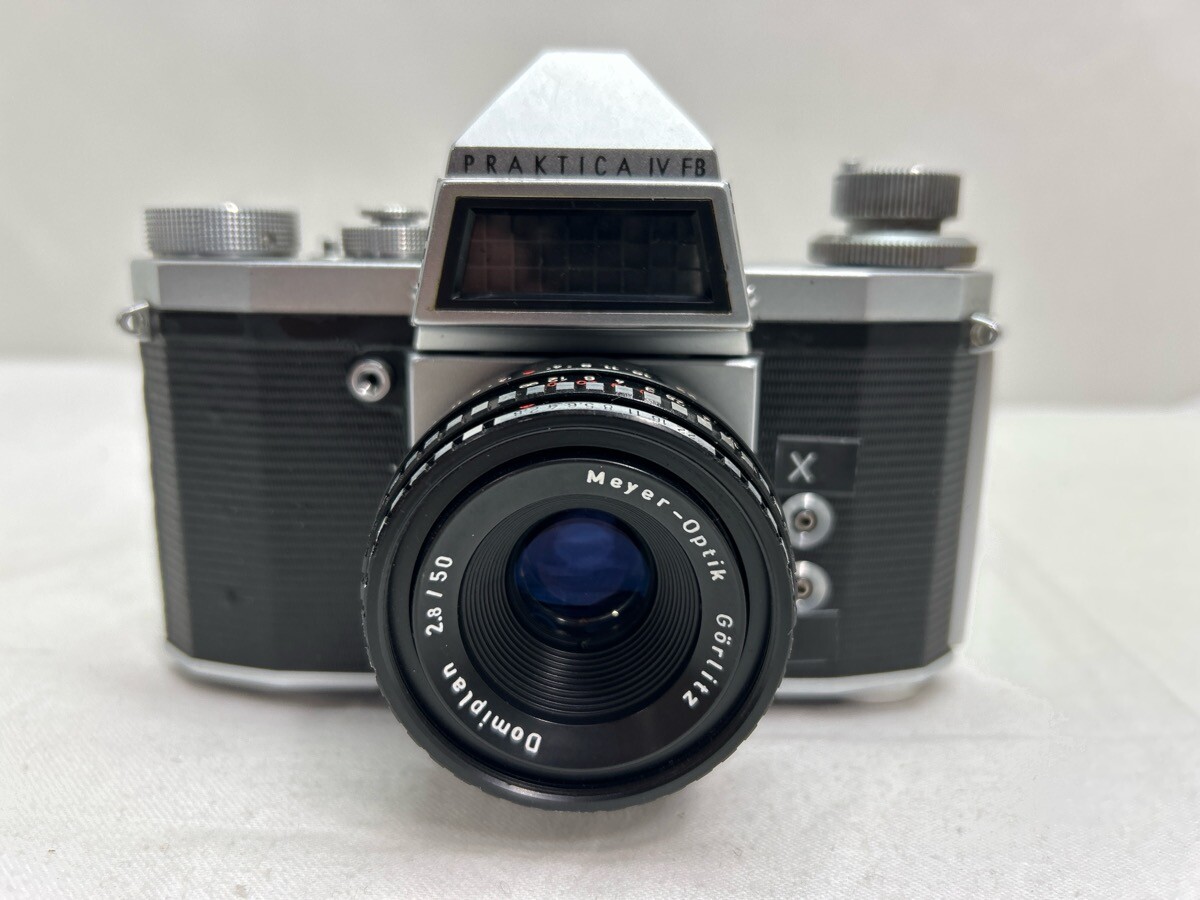 Praktica IV FB 35mm film camera w/50mm f/2.8 Meyer-Optik Domiplan 
