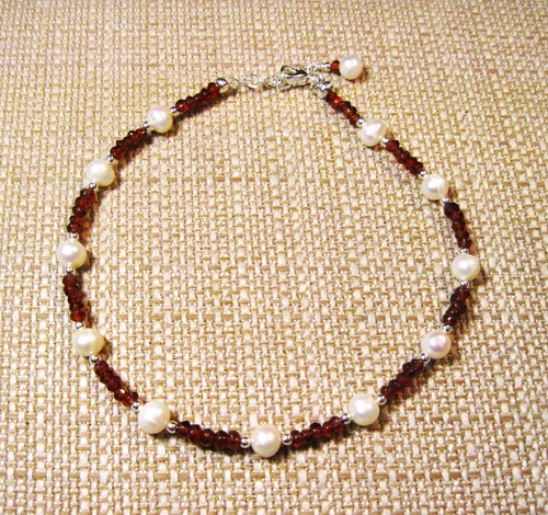 Lovely Sterling Silver Hand Cut Garnet & Pearl Anklet Ankle Bracelet F102 - Picture 2 of 3