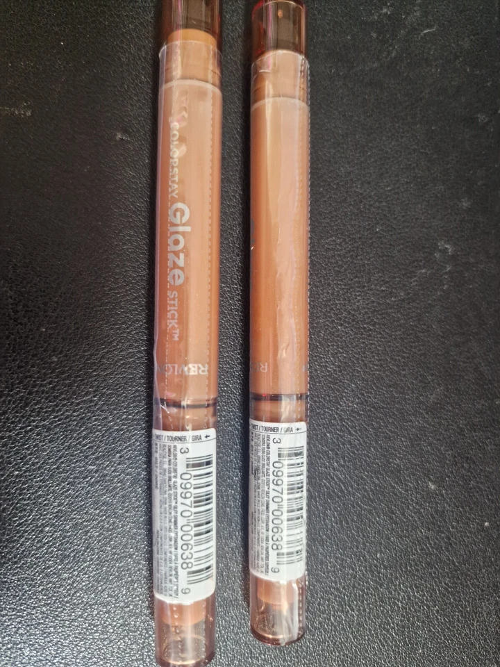 2x REVLON ColorStay Glaze Stick Long Lasting Matte Eye Shadow 1.4g 872 GILT - Image 3 of 4