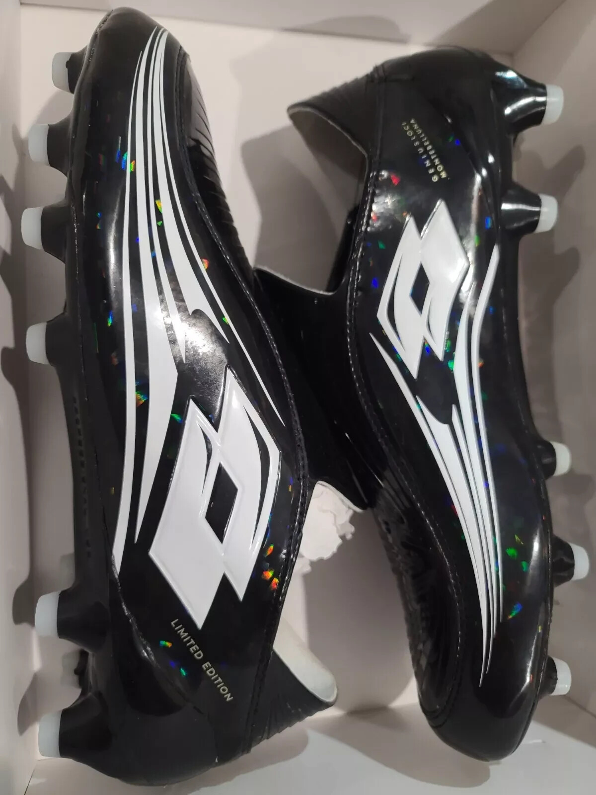 Tacchetti calcio uomo taglia 10 Lotto Zhero Gravity OG 50 anni FG neri 220487 10G