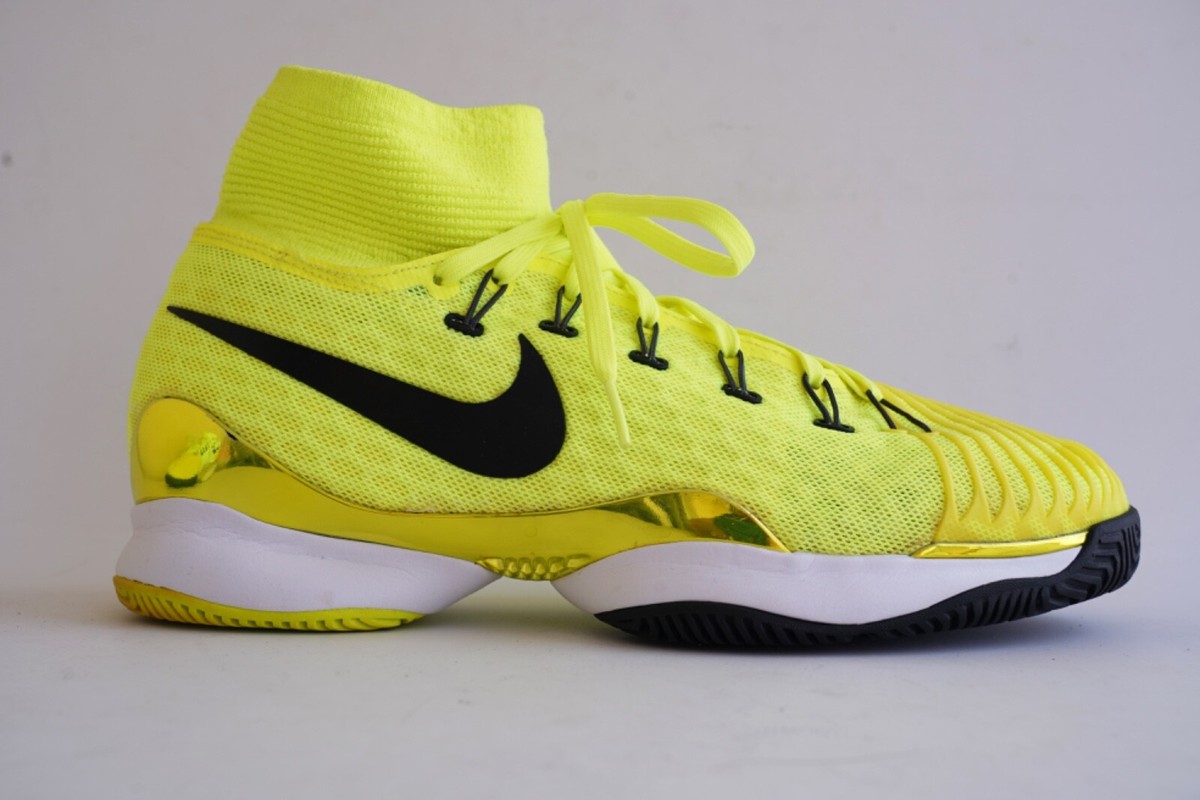 Tennis shoes Nike Air Zoom Ultrafly Hc Qs 819692-701 UK8 US9 Tennis shoes Nike Air Zoom Ultrafly Hc Qs 819692-701 UK8 US9
