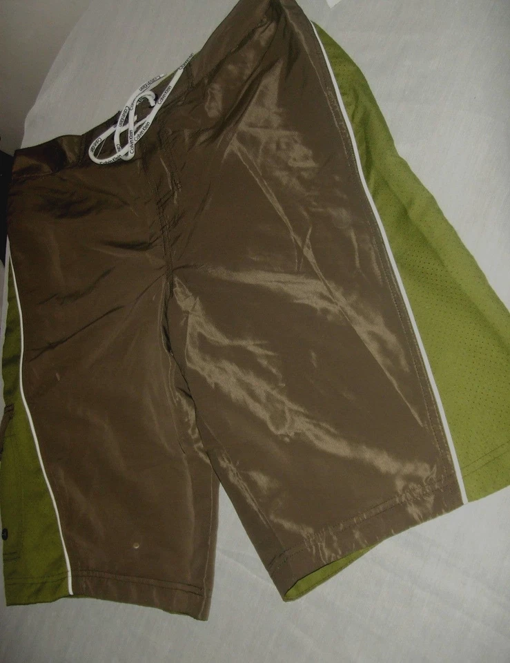 CALVIN KLEIN SHORT DE BAIN HOMME VERT KAKI LONG BOARD TAILLE S - Photo 2/4