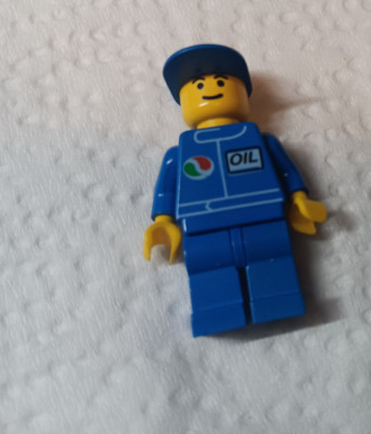Lego Octan Oil Male Minifigure Blue Cap Minifig City 6335 6337 6467 ...
