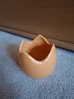 Oster Dekoration Übertopf Ei Broken Egg Orange 9x9cm 