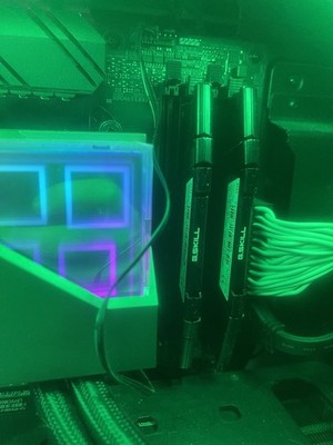 G.SKILL Ripjaws V Series (2 x 16GB) DDR4 3600 CL 14-14-14-34