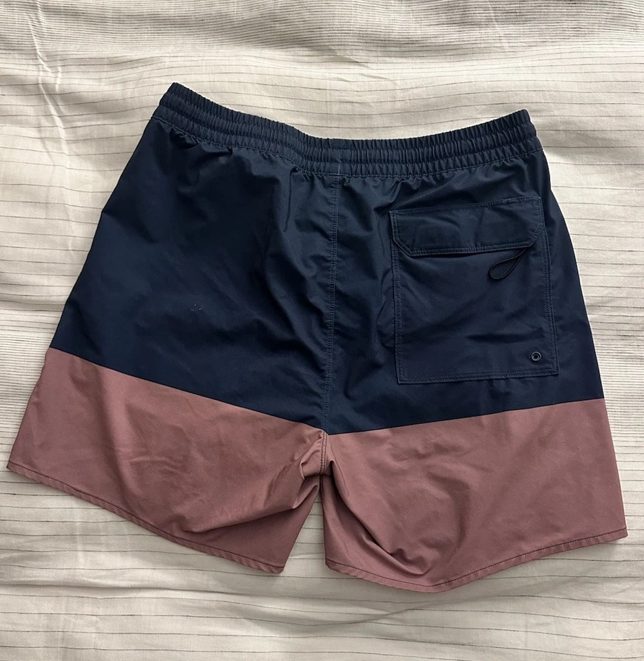 Pantalones cortos de voleibol Patagonia Hydropeak para hombre, medianos 6" Foto 2 de 4