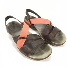 keen dauntless strappy sandals