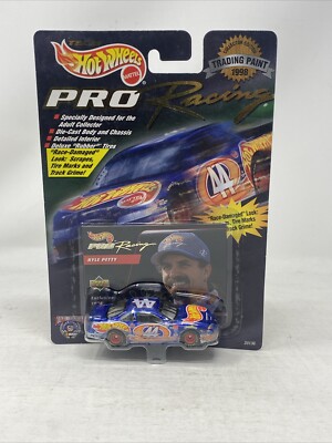 HOT WHEELS 1998 PRO RACING NASCAR KYLE PETTY #44  Race Damaged 