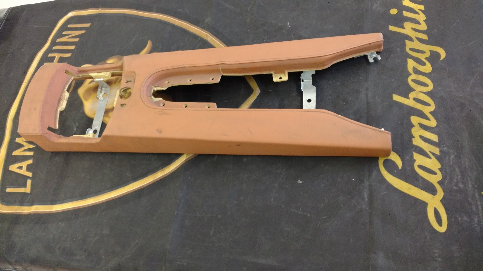 LAMBORGHINI GALLARDO LP560 LP550 SPYDER  INTERIOR CENTER CONSOLE OEM 400863242B