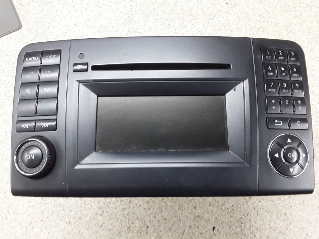 Mercedes-Benz ML W164 2007 Radio CD GPS player head unit 