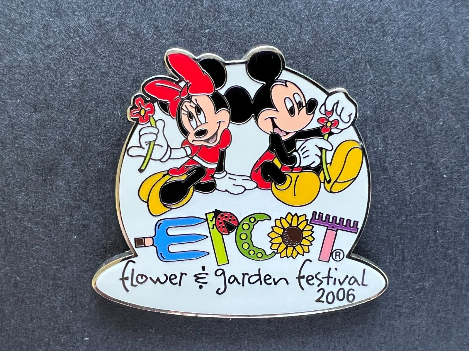 WDW Epcot Flower and Garden Festival 2006 Mickey and Minnie LE Disney Pin 46291