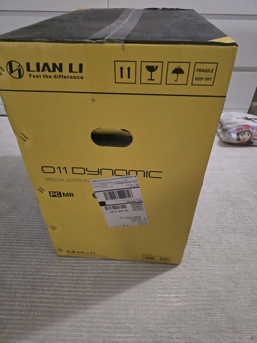 Lian Li PC-O11 Dynamic PCMR Edition ATX Mid Tower Gaming
