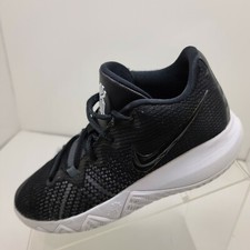 Nike Boys Size 3.5 Y Kyrie Flytrap AA1154-001 Black Basketball Shoes Lace Up