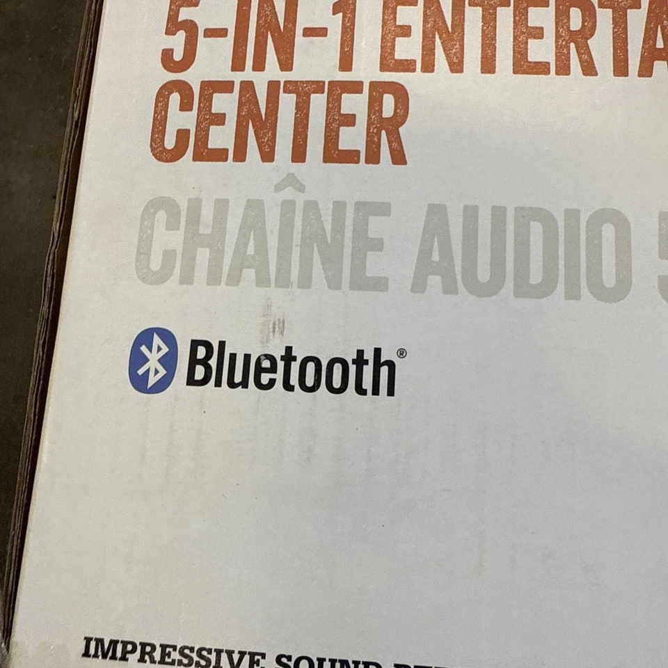 Crosley CR7002D-PA 5-in-1 Record Player Turntable Cassette CD Radio BLUETOOTH - Image 3 of 4