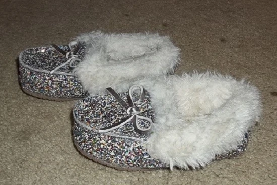 Zapatillas para niñas talla 7 forro de piel sintética Foto 4 de 4