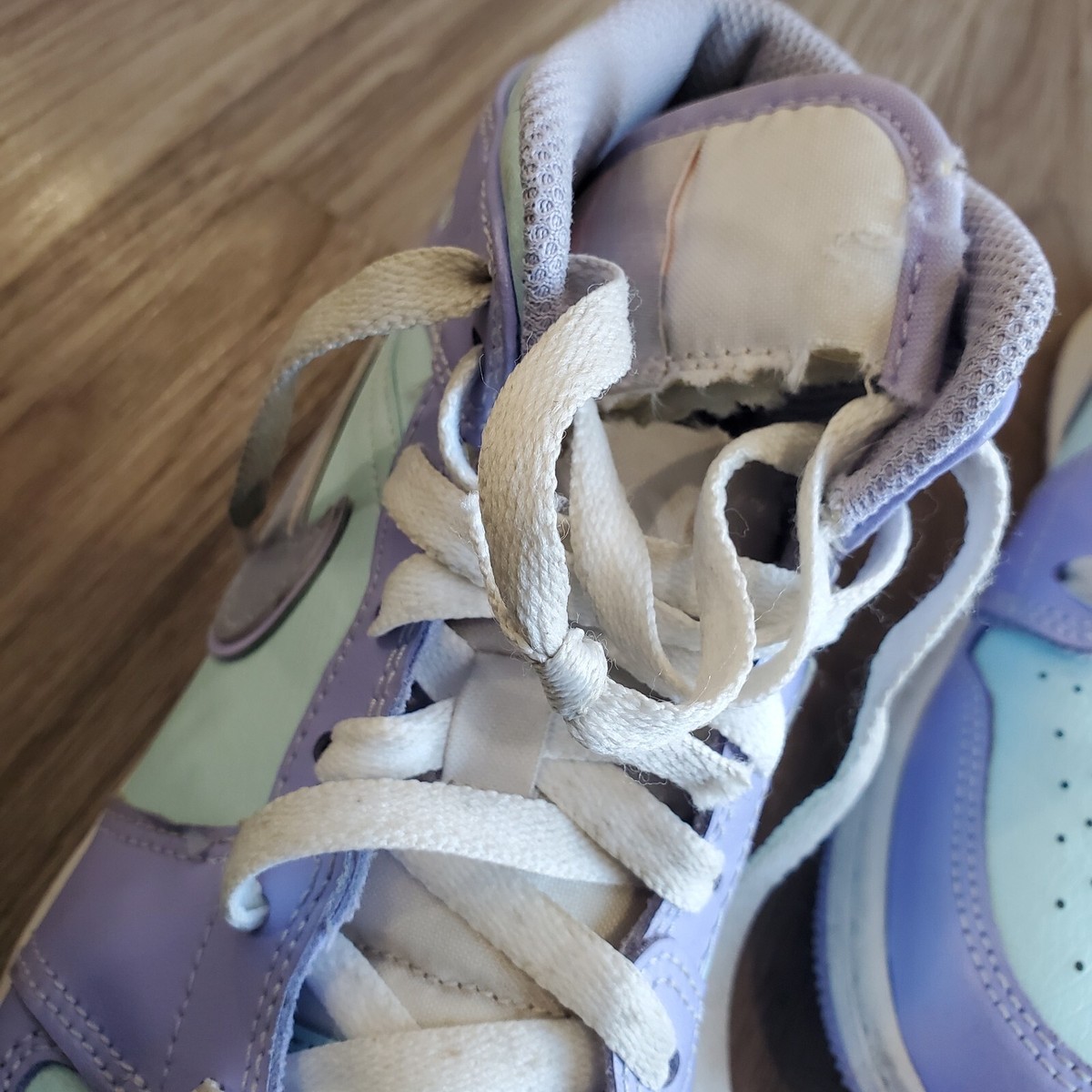 Air Jordan 1 Mid Purple Aqua MENS 554724-500 GS Size 5.5Y | eBay display picture 1