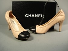 CHANEL 37/6.5 CLASSIC GATHERED BLACK BEIGE LAMBSKIN ROUND TOE PUMPS HEELS CC NEW