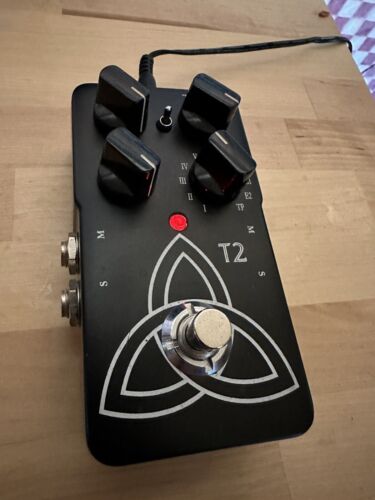 TC Electronic T2 Reverb Guitar Effects Pedal (No power supply) - Afbeelding 1 van 6