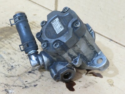 2010 Mitsubishi FUSO Canter 3.0td Power Steering Pump 504346736 