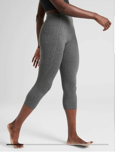 Athleta Salutation Stash Pocket Capri 