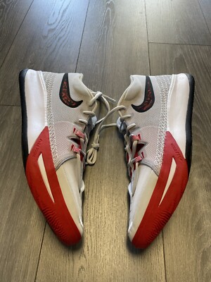 Nike Kyrie Flytrap 6 Low Mens Basketball Shoes Grey Red DM1125-002 Size 11 New