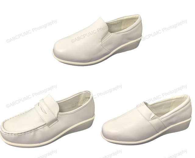 wide width nursing clogs