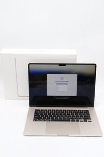 Apple MacBook Air 15 inch M3 2024 16GB RAM 256GB SSD MC9F4LL/A Starlight