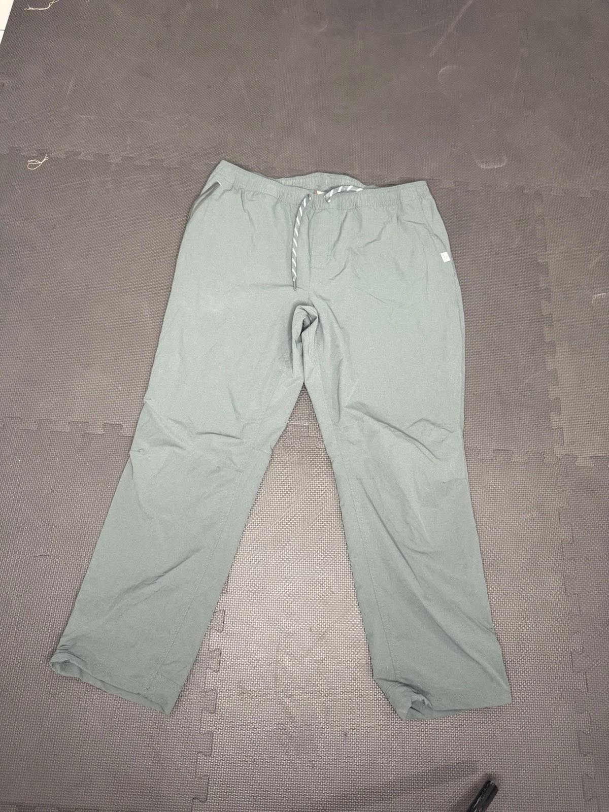 L.L Bean Multisport Pants Men's XL 30" Green Stretch Hiking Lightweight 510948