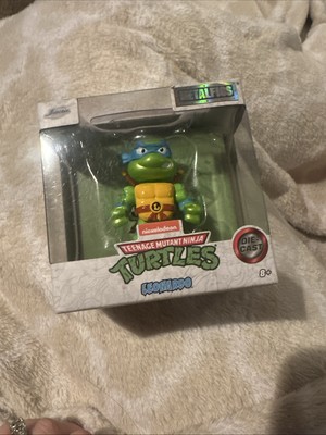 Teenage Mutant Ninja Turtles Metal Figs - Leonardo TMNT