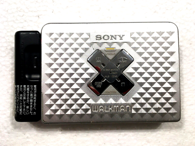 SONY WM-EX655 walkman cassette player Made in Japan Auto reverse