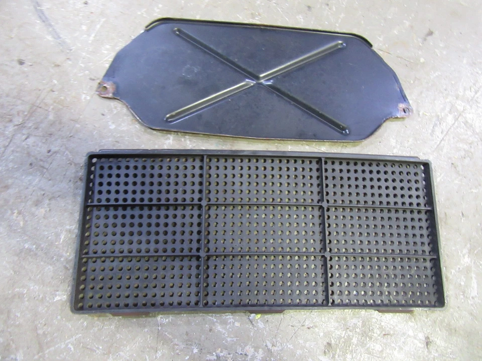 Pontiac Bonneville 1983 interior tablero superior altavoz ventilación moldura cubierta panel pieza Foto 2 de 2