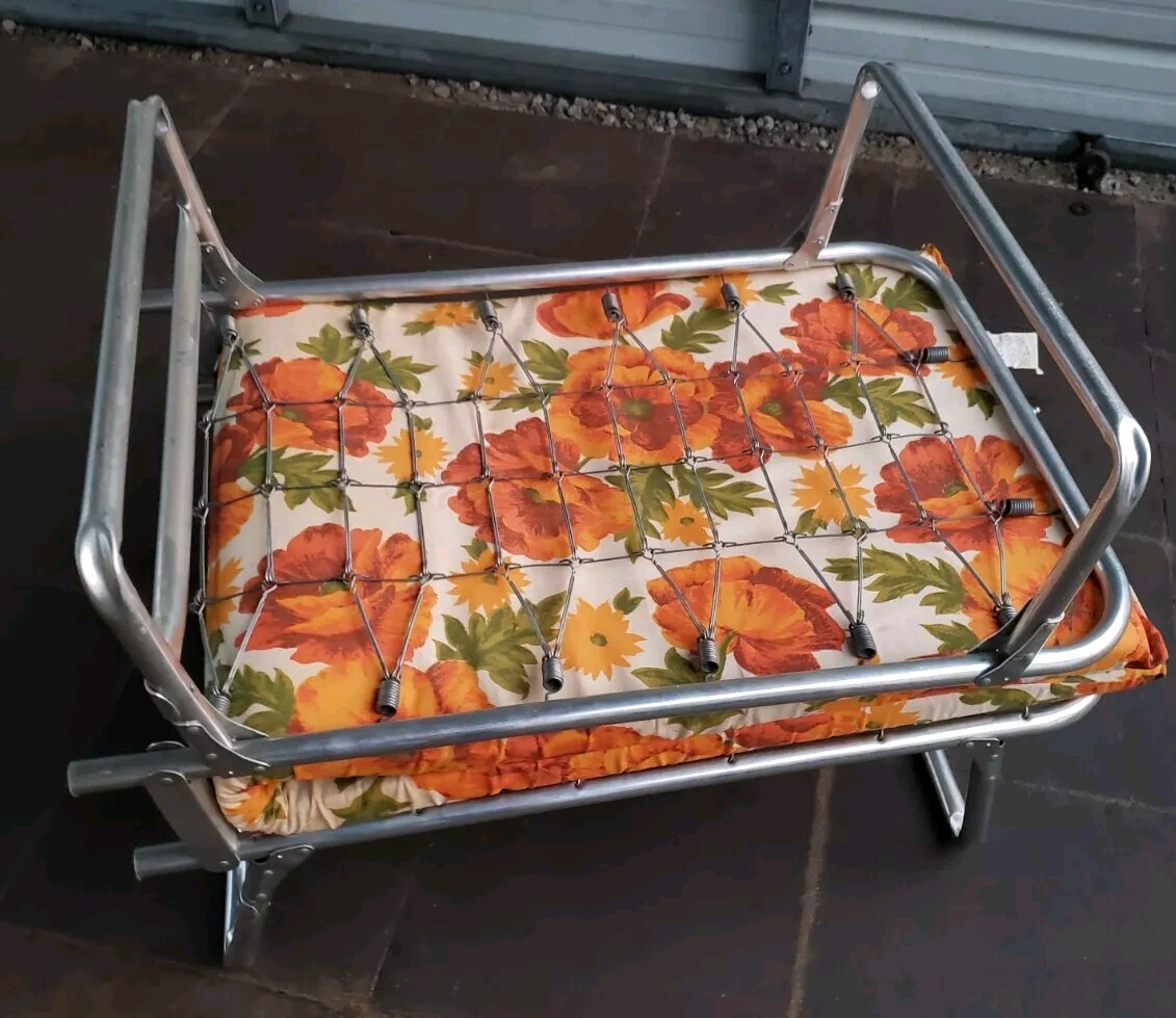 Vintage MCM Aluminum Outdoor Camping Folding Bed Cot w/ Vibrant Floral Pad Nice!