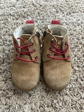 Ugg Toddler Sz. 6 Classic Zip Lined Boot. Cute, Comfortable