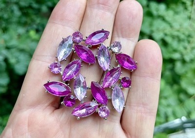 Crown Trifari Brosche Vintage Signiert Strass Kranz Pink Violett Massiv 24g