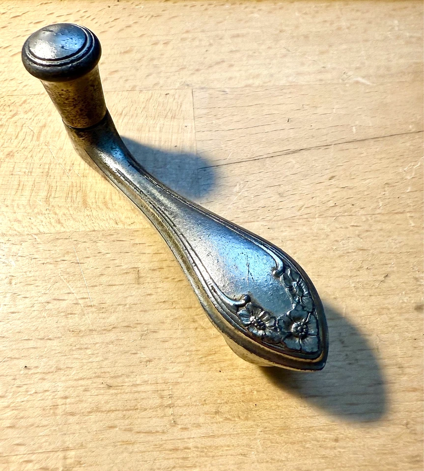 1928 1929 1930 GRAHAM PAIGE WINDOW CRANK DOOR HANDLE EARLY ORNATE CIRCA 20S 30S - Image 2 of 4