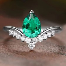 3.20Ct Pear Cut Simulated Green Emerald Engagement Ring In 14k White Gold Plated