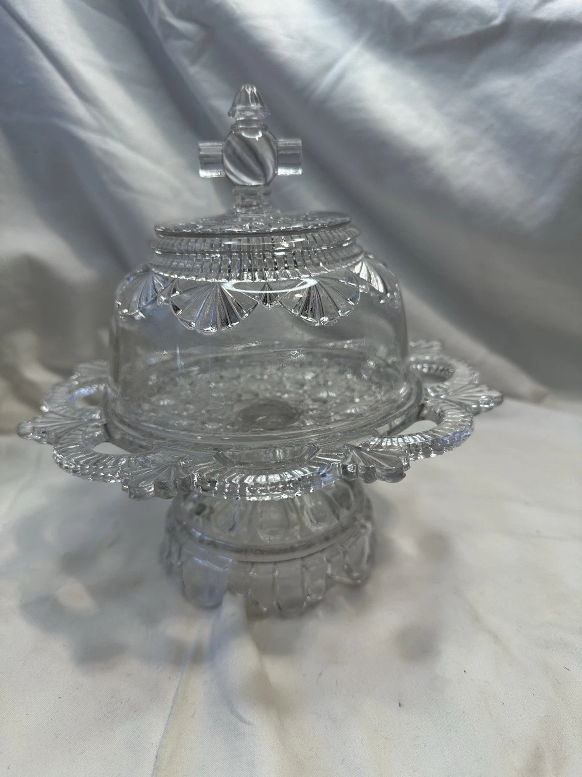 Belmont Covered Butter Dish Daisy Button Pedestal Clear Glass HAS hairline