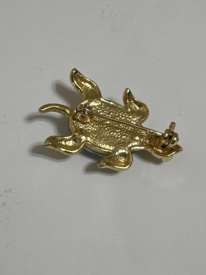 Broche prendedor vintage tortuga tono dorado azul mosaico concha ojos verdes bisutería Foto 4 de 4