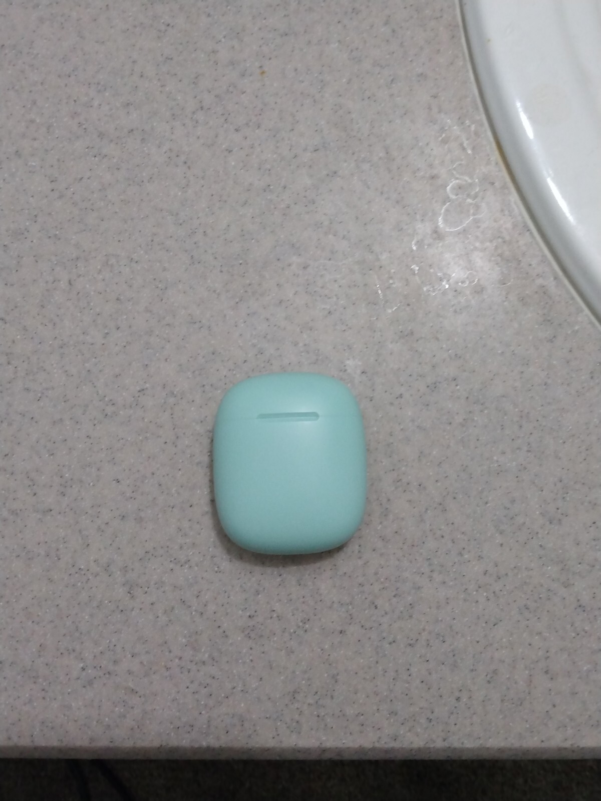 Wireless Bluetooth earbuds with crystal clear sound-image