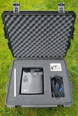 Viewsonic Projector PJD5523w/DLP Wide WXGA W/ Pelican Case Remote & New Bulb 