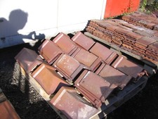 1 RECLAIMED  ROSEMARY  ROOF  RIDGE TILE... CHOICE OF APPROX 70