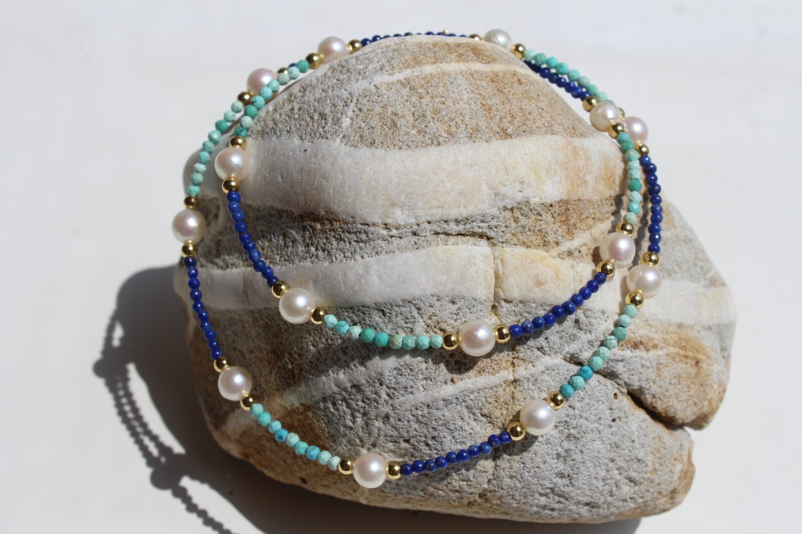 Collier délicat perle et turquoise d'Arizona, le cadeau idéal pour femme