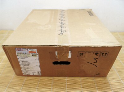 New Cisco WS-C3650-48FQ-E 4810/100/1000 Ethernet PoE+ IP Services set Neu Sealed
