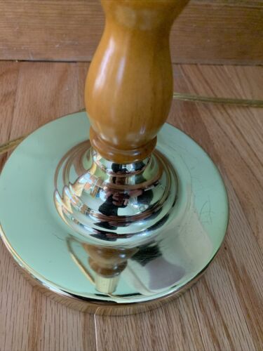 STRATFORD COLLECTION Brass Finish Bankers Lamp Wood Accent & Opal Glass Shade - Picture 7 of 11