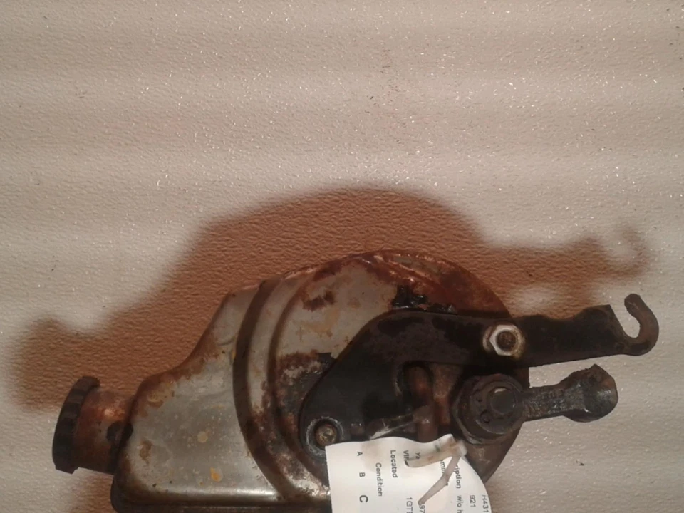 Bomba de dirección asistida usada se adapta a: camioneta Gmc 1500 1997 sin frenos Hydro-Boost G Foto 2 de 4