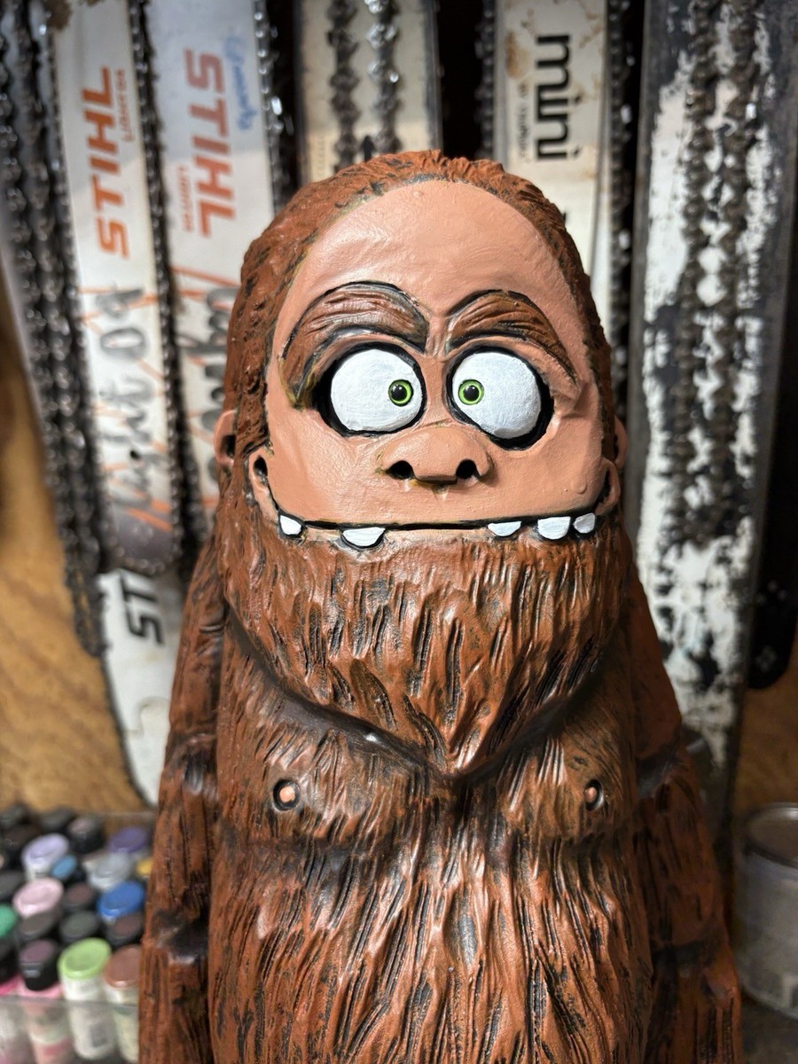 DAZED & CONFUSED Big Foot Chainsaw Carving WALNUT Wood SASQUATCH