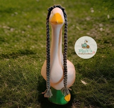 Desk  Goose 7-9  inch Crocheted Braided Long Length Ponytails Wig