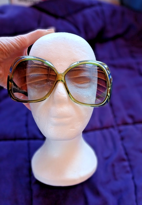VINTAGE LADIES CHRISTIAN DIOR TWO TONE SUNGLASSES BLUE & GREEN